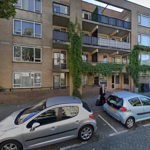 Straatbeeld van 1e Crooswijksedwarsstraat 34, 3034AS Rotterdam