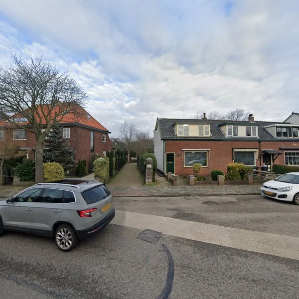 Straatbeeld van 2e Loosterweg 133A, 2182CH Hillegom