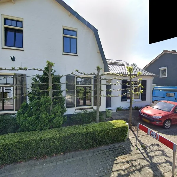 Straatbeeld van 2e Molenbergstraat 11, 6661VL Elst
