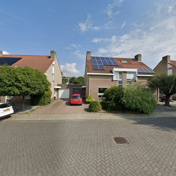 Straatbeeld van Aan het beeldje 82, 6247JA Gronsveld