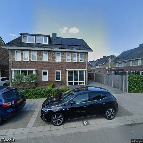 Straatbeeld van Aardbeivlinder 125, 4007HA Tiel