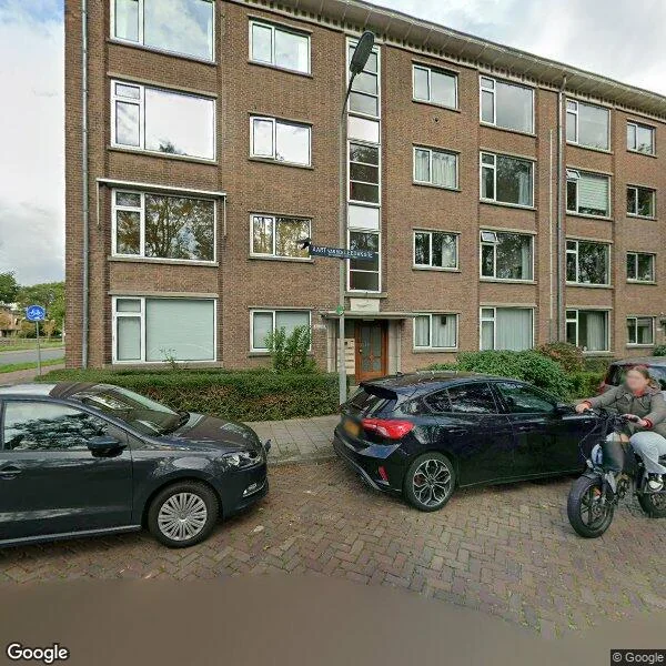 Straatbeeld van Aart van der Leeuwkade 123, 2274LD Voorburg