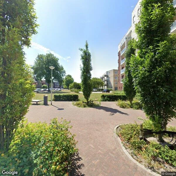 Straatbeeld van Abel Tasmanstraat 102, 2404ZC Alphen aan den Rijn