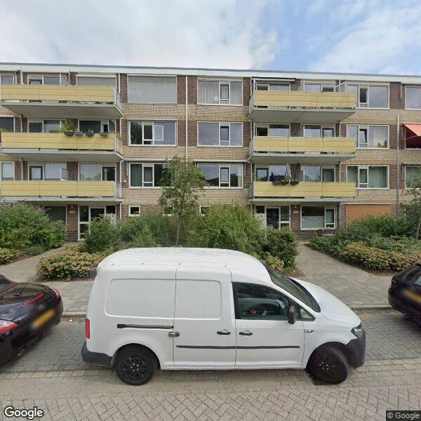 Straatbeeld van Abt Ludolfweg 64, 3732AR De Bilt