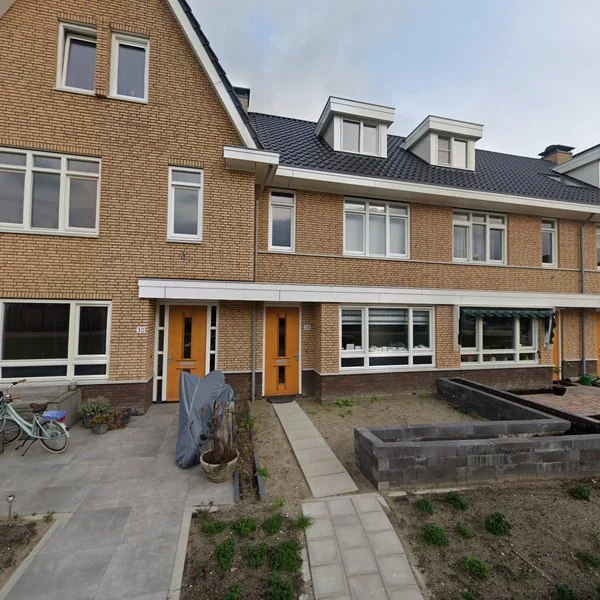 Straatbeeld van Achterzoom 28, 2751HH Moerkapelle