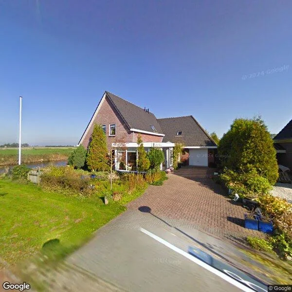 Straatbeeld van Adam en Atze strjitte 8, 9014CL Tersoal