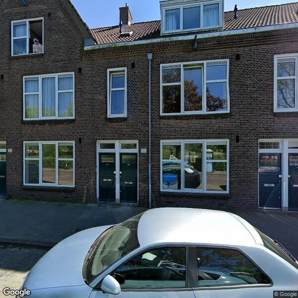 Straatbeeld van Adelaarsweg 122-1, 1022CB Amsterdam