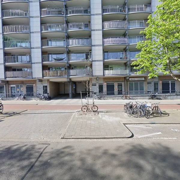 Straatbeeld van Admiraal de Ruyterweg 125, 3031AA Rotterdam