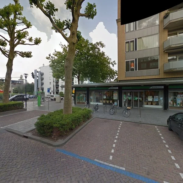 Straatbeeld van Admiraalsplein 19, 3317BA Dordrecht