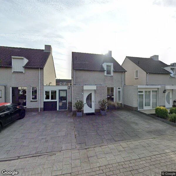 Straatbeeld van Adriaan Brouwerlaan 8, 4907MJ Oosterhout