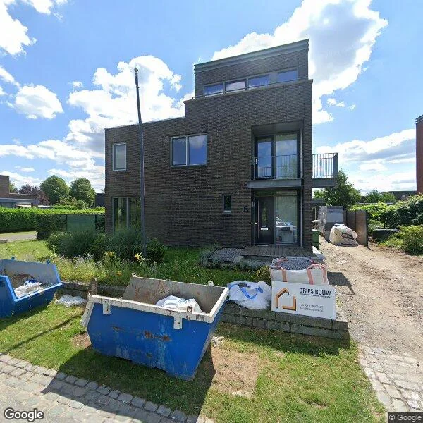 Straatbeeld van Adriaan Flinklaan 6, 5915JG Venlo