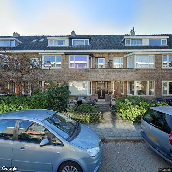 Straatbeeld van Adrianalaan 74, 3053WE Rotterdam