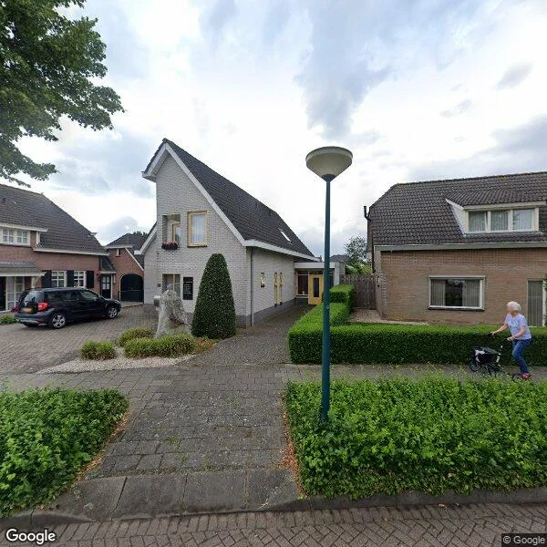 Straatbeeld van Advocatenlaan 28, 5324AL Ammerzoden