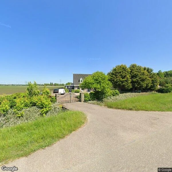 Straatbeeld van Aelbrechtsweg 14, 3233LA Oostvoorne