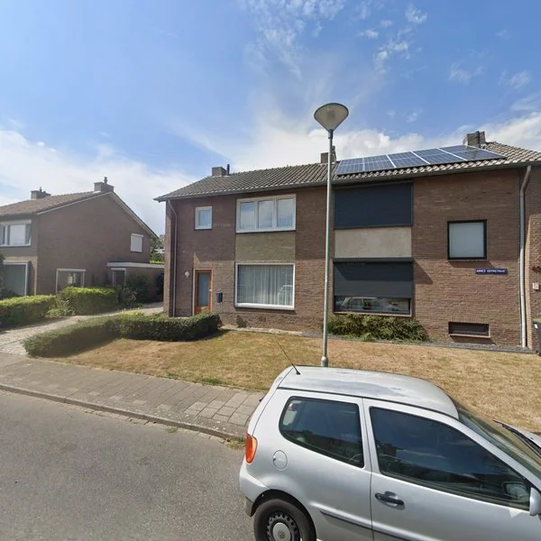 Straatbeeld van Agnes Huynstraat 41, 6436BB Amstenrade