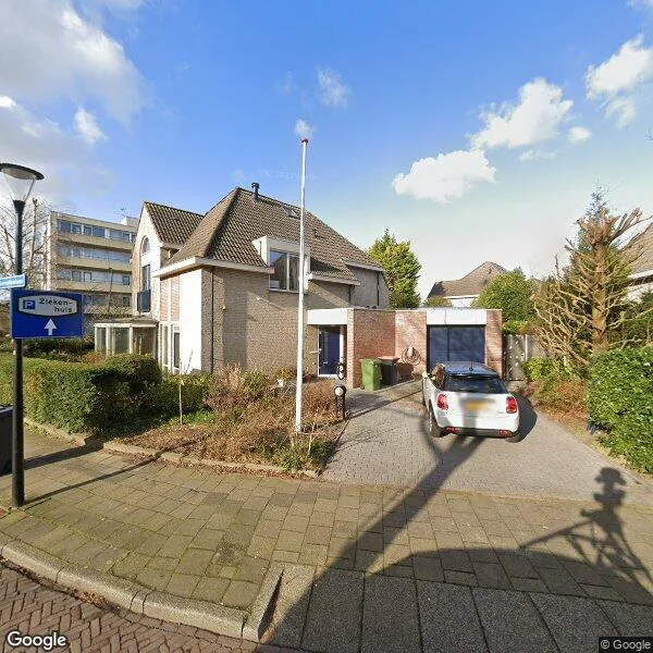 Straatbeeld van Akerendamlaan 2, 1942LZ Beverwijk