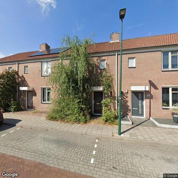 Straatbeeld van Akkermansstraat 27, 5104EN Dongen