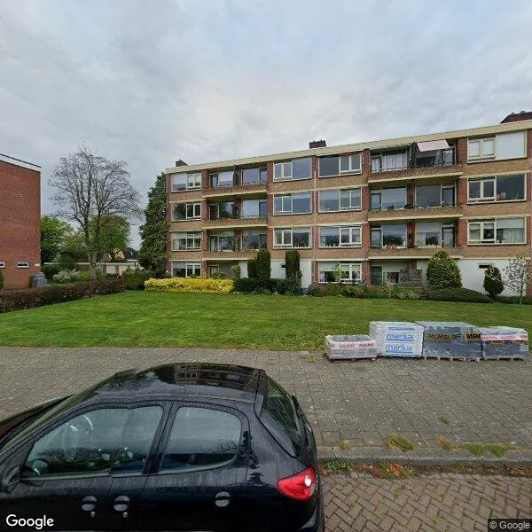 Straatbeeld van Albardastraat 82, 7331LH Apeldoorn