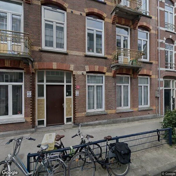 Straatbeeld van Alberdingk Thijmstraat 152, 1054AK Amsterdam