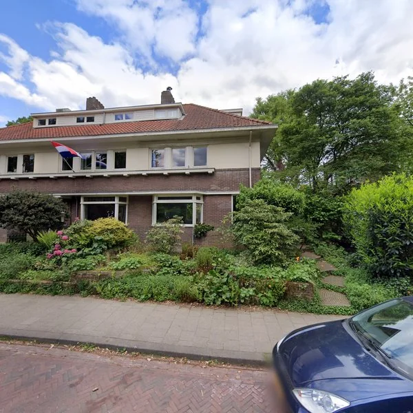 Straatbeeld van Alberdingk Thijmstraat 3, 6824PC Arnhem