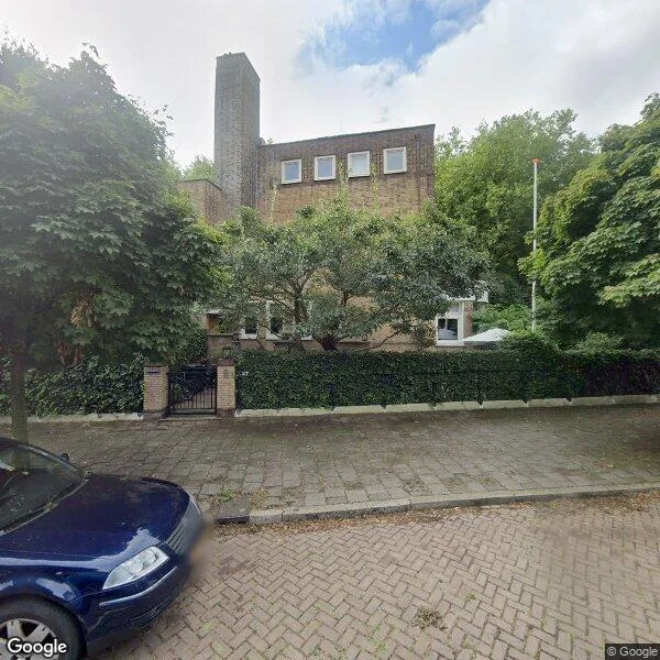 Straatbeeld van Albert Hahnplantsoen 27, 1077BM Amsterdam