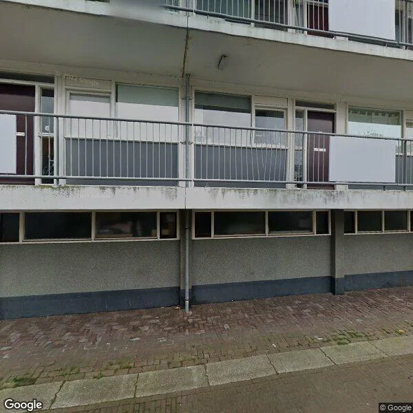 Straatbeeld van Albert van Raalteplein 128, 3122GM Schiedam