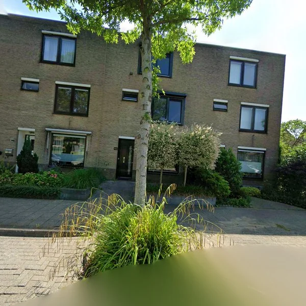Straatbeeld van Aletta Jacobs-erf 466, 3315EP Dordrecht