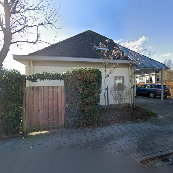Straatbeeld van Aletta Jacobslaan 2, 6662LX Elst