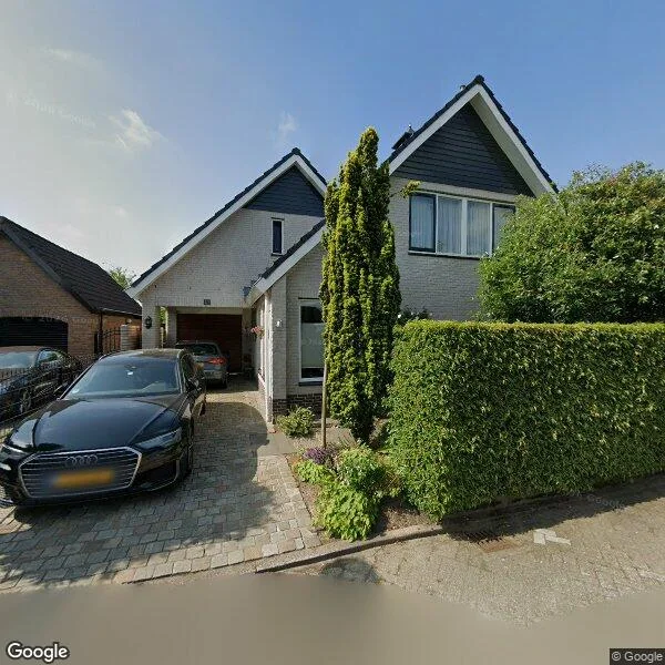 Straatbeeld van Almstein 23, 3328MP Dordrecht