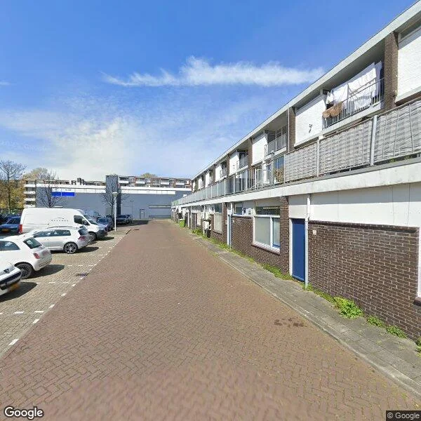 Straatbeeld van Alphons Diepenbrockhof 54, 2551KH Den Haag