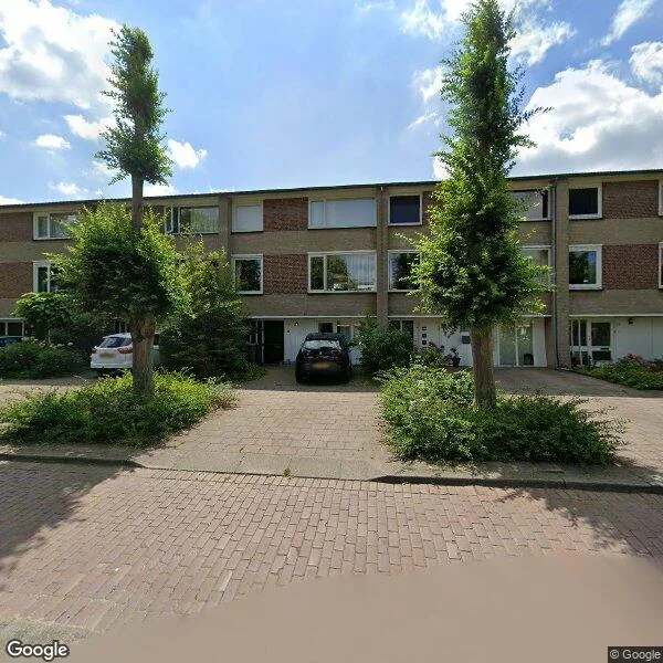 Straatbeeld van Alsemlaan 18, 5582CN Waalre