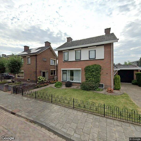 Straatbeeld van Ambachtstraat 11, 6942AE Didam