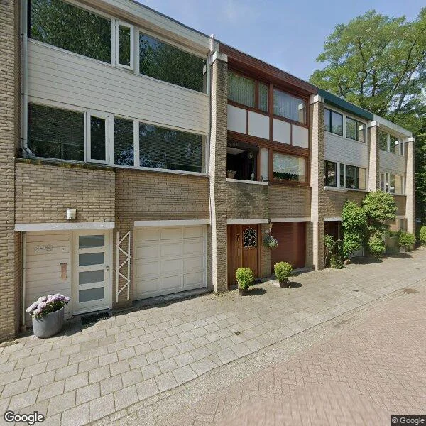 Straatbeeld van Amerbos 221, 1025ZC Amsterdam
