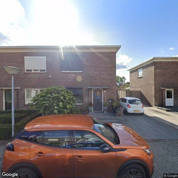 Straatbeeld van Amsterdamsestraat 12, 5684ZG Best