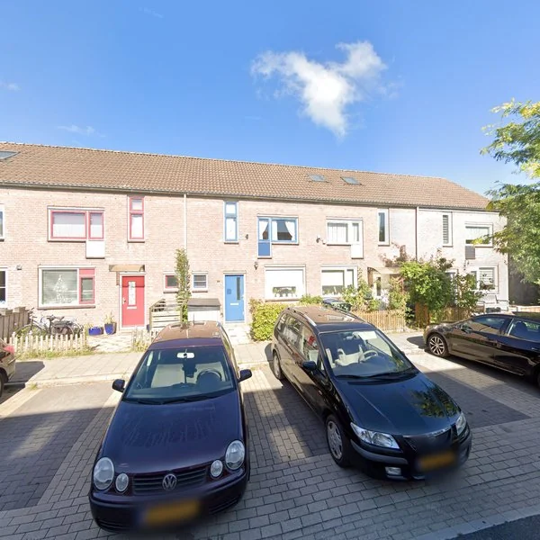 Straatbeeld van Amsterdamweg 50, 1324RR Almere