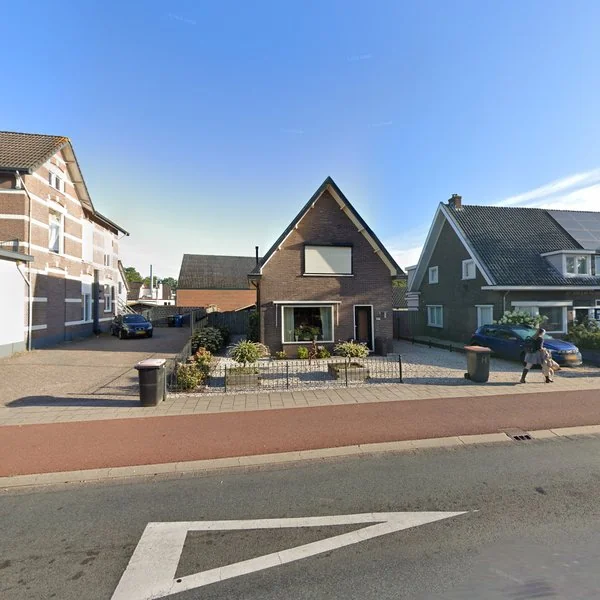 Straatbeeld van Anklaarseweg 1, 7315GX Apeldoorn