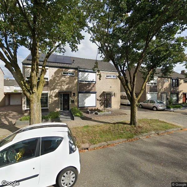 Straatbeeld van Anna Paulownastraat 11, 6006GB Weert