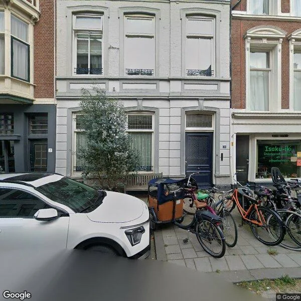 Straatbeeld van Anna Paulownastraat 19, 2518BA Den Haag