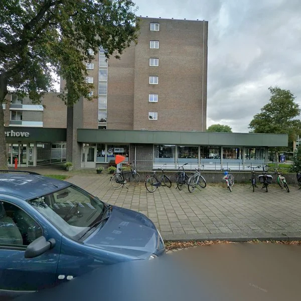 Straatbeeld van Anna van Burenlaan 619, 2404GH Alphen aan den Rijn