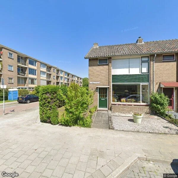Straatbeeld van Anna van Saksenstraat 11, 2741VH Waddinxveen