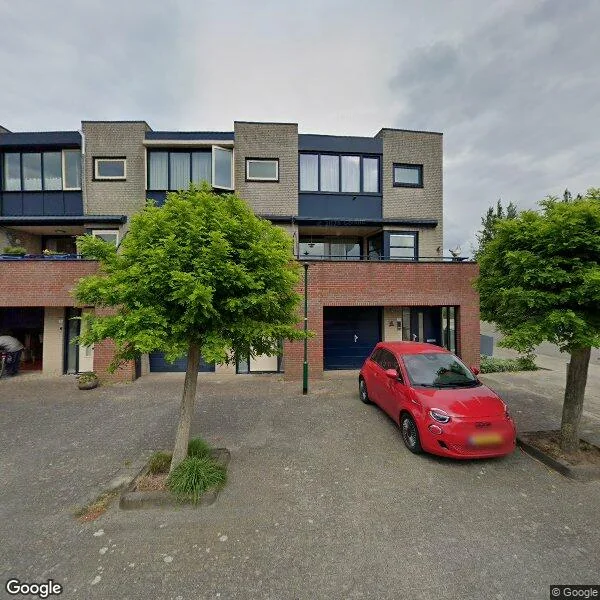 Straatbeeld van Anton van Duinkerkenstraat 35, 5103PX Dongen