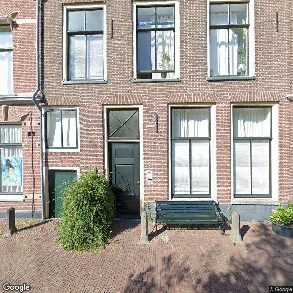 Straatbeeld van Apothekersdijk 30, 2312DD Leiden