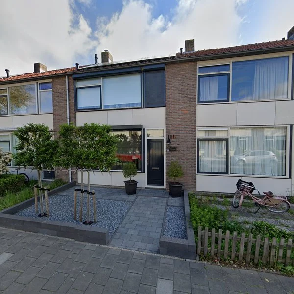 Straatbeeld van Arie van Drielstraat 29, 3297EA Puttershoek