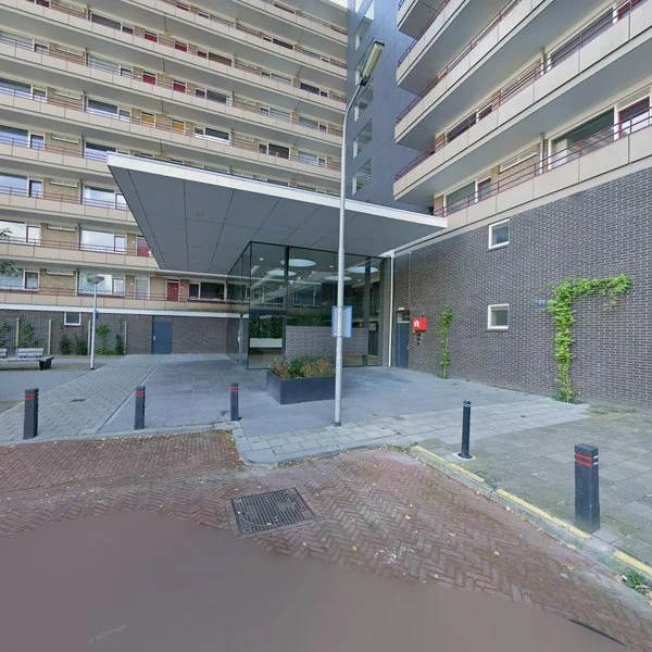 Straatbeeld van Arthur van Schendelplein 43, 2624CP Delft