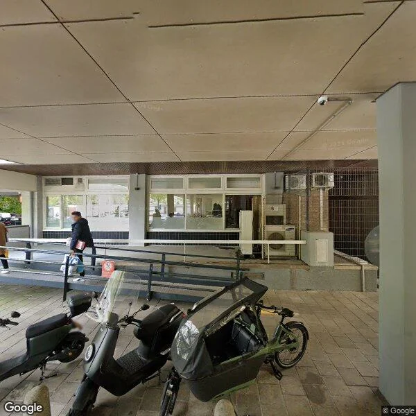Straatbeeld van Assumburg 28, 1081GC Amsterdam