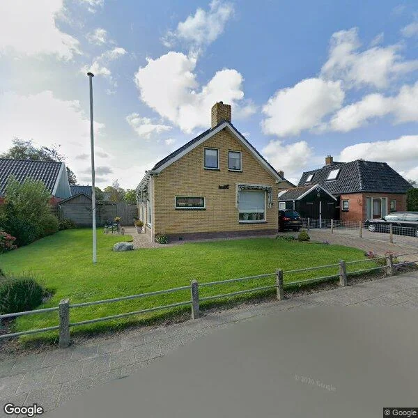 Straatbeeld van Auke Jansstrjitte 2a, 9108NC Broeksterwâld