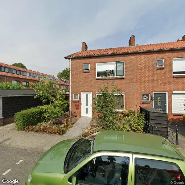 Straatbeeld van Azaleastraat 2, 2951BB Alblasserdam