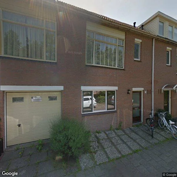 Straatbeeld van B. Thoenplantsoen 11, 2552JL Den Haag