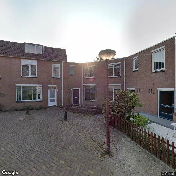 Straatbeeld van B. Thoenplantsoen 20, 2552JK Den Haag