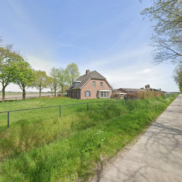 Straatbeeld van Baarlesebaan 2, 5131RP Alphen